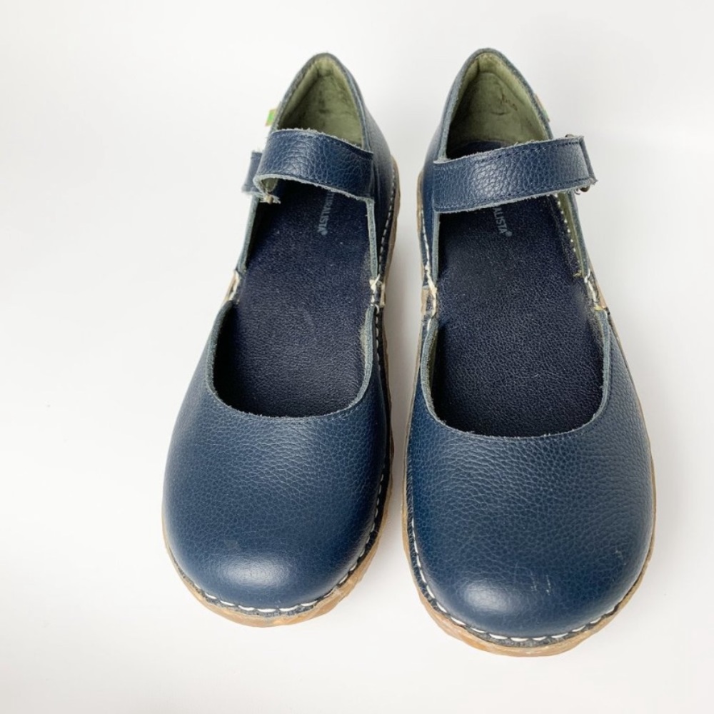 El Naturalista navy blue leather mary jane velcro shoes g50 39 EU/ 9 US